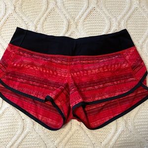 Lululemon Speed Up Low-Rise Lined Short